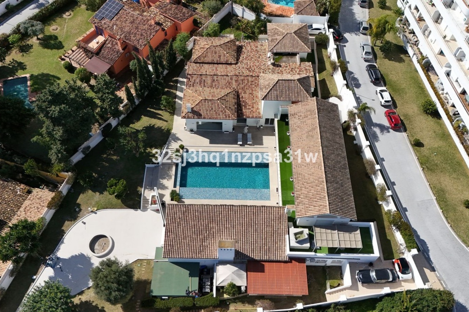 Rynek wtórny - Villa - Marbella - Guadalmina Alta