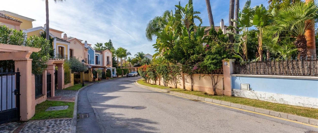 Rynek wtórny - Villa - Marbella - Guadalmina Alta