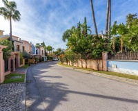 Rynek wtórny - Villa - Marbella - Guadalmina Alta