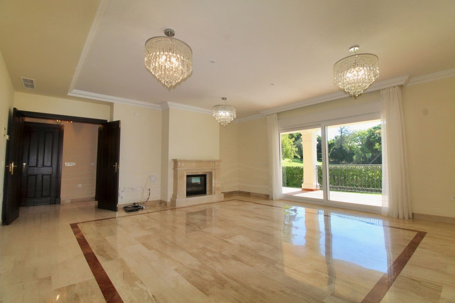 Rynek wtórny - Villa - Marbella - Guadalmina Alta