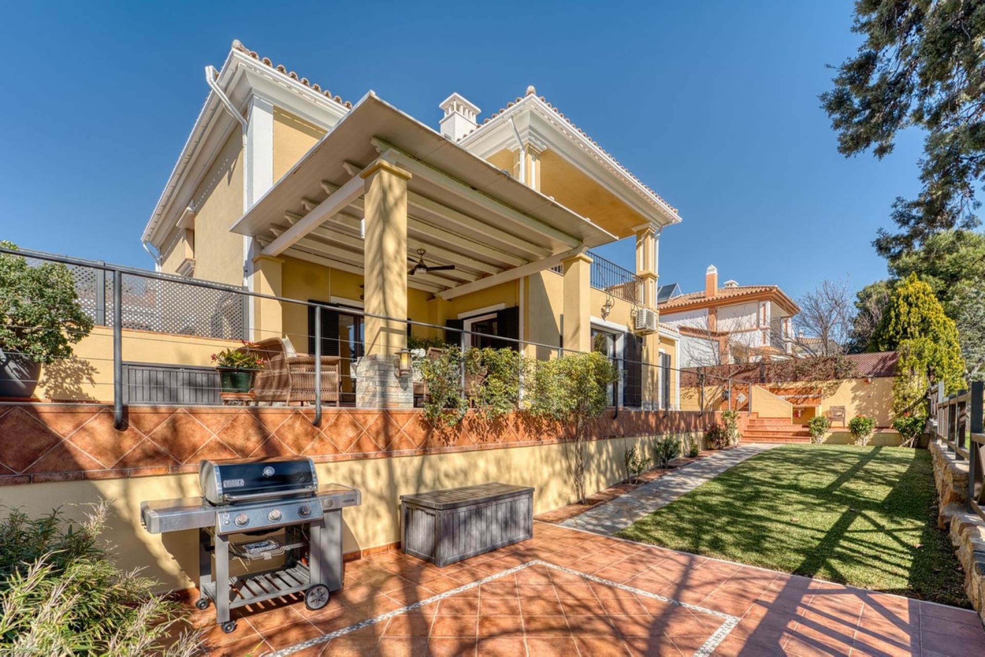 Rynek wtórny - Villa - Marbella - Guadalmina Alta