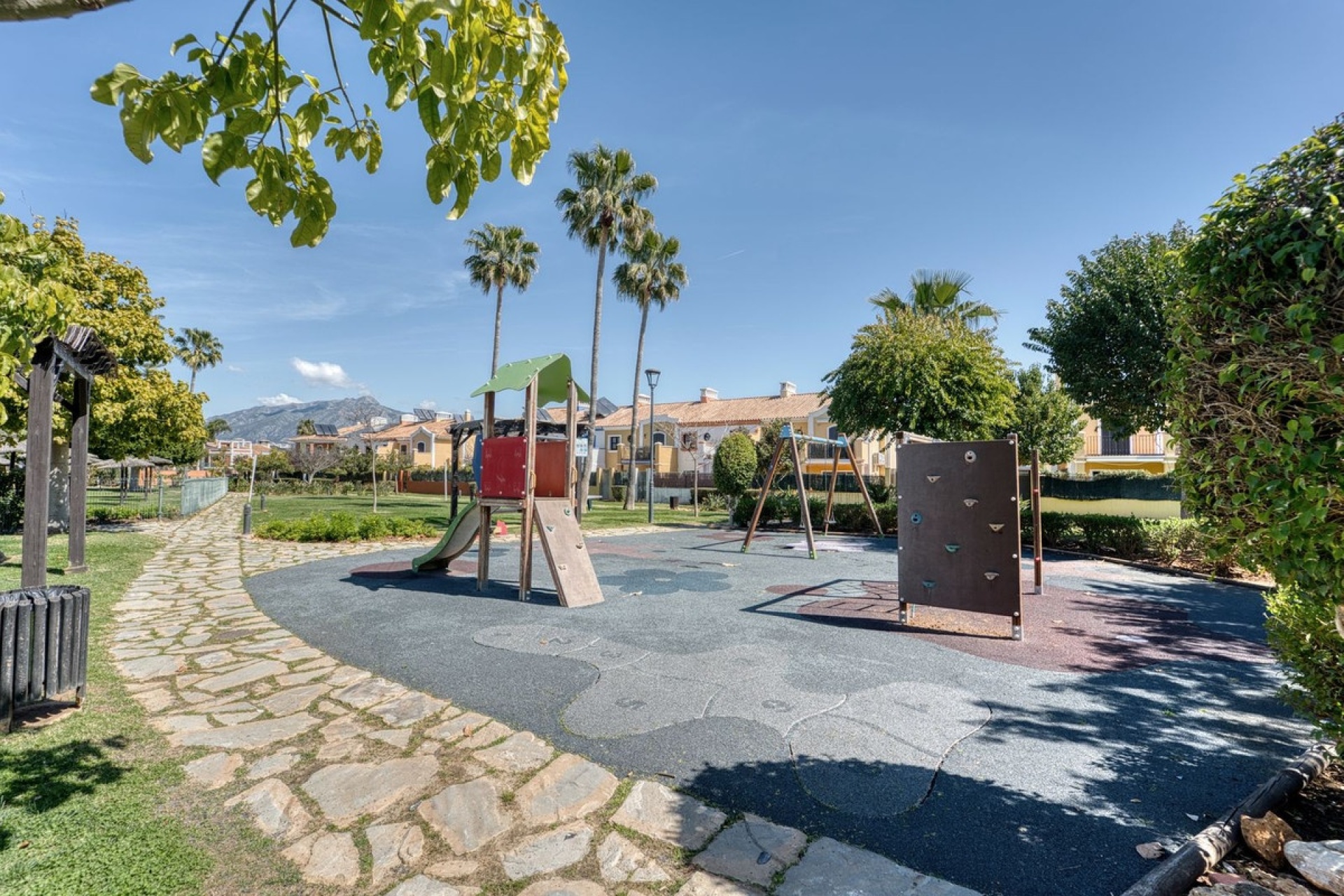 Rynek wtórny - Villa - Marbella - Guadalmina Alta