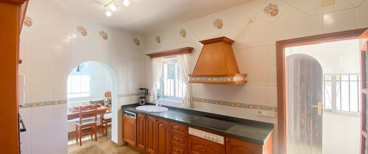 Rynek wtórny - Villa - Marbella - Guadalmina Alta