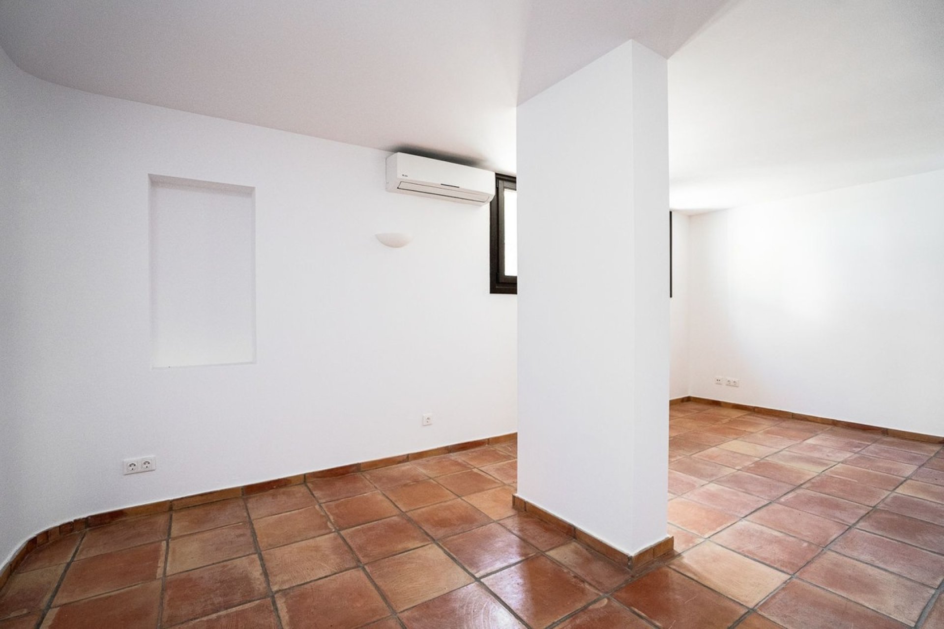 Rynek wtórny - Villa - Marbella - Guadalmina Baja