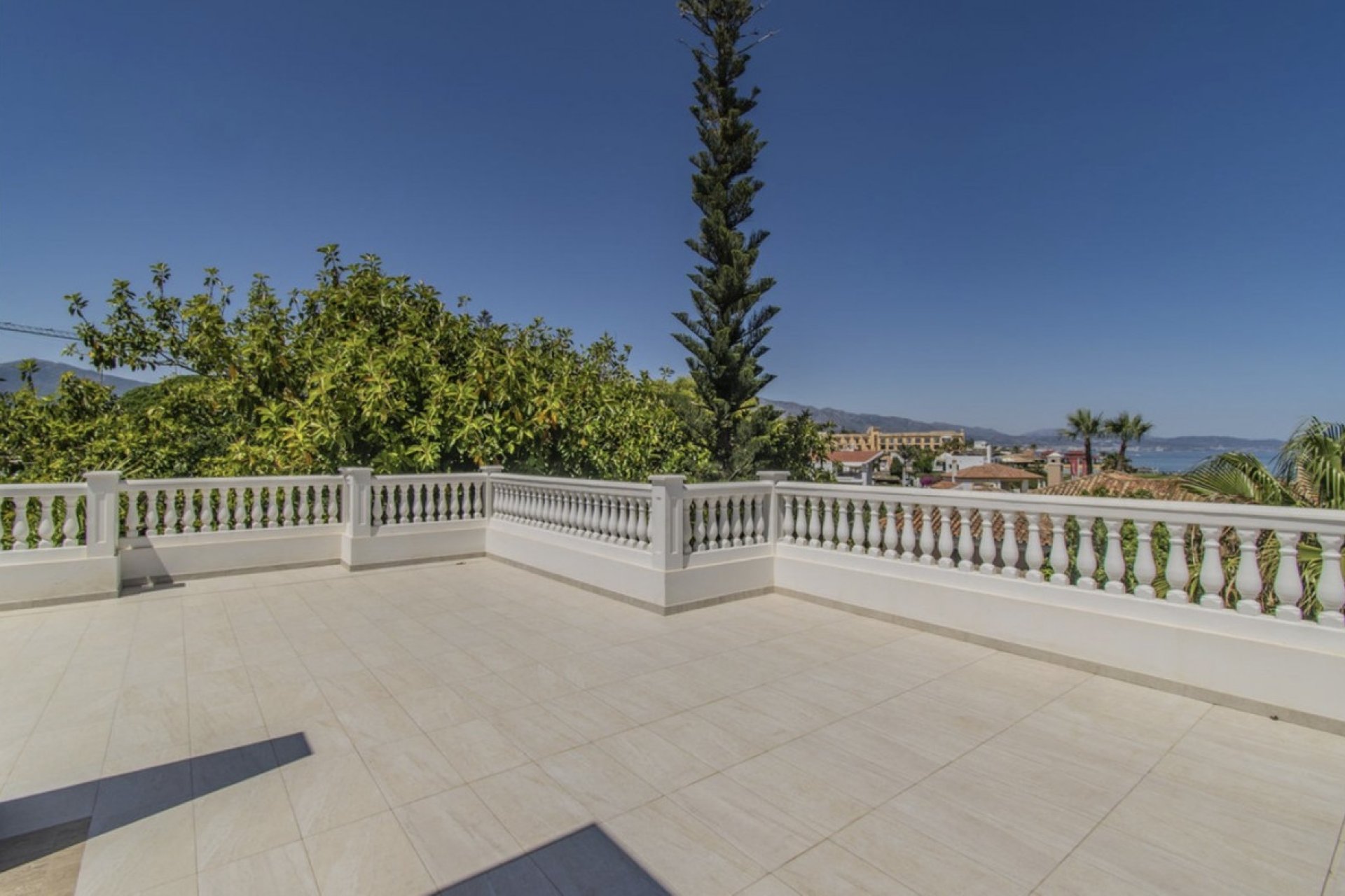 Rynek wtórny - Villa - Marbella - Guadalmina Baja