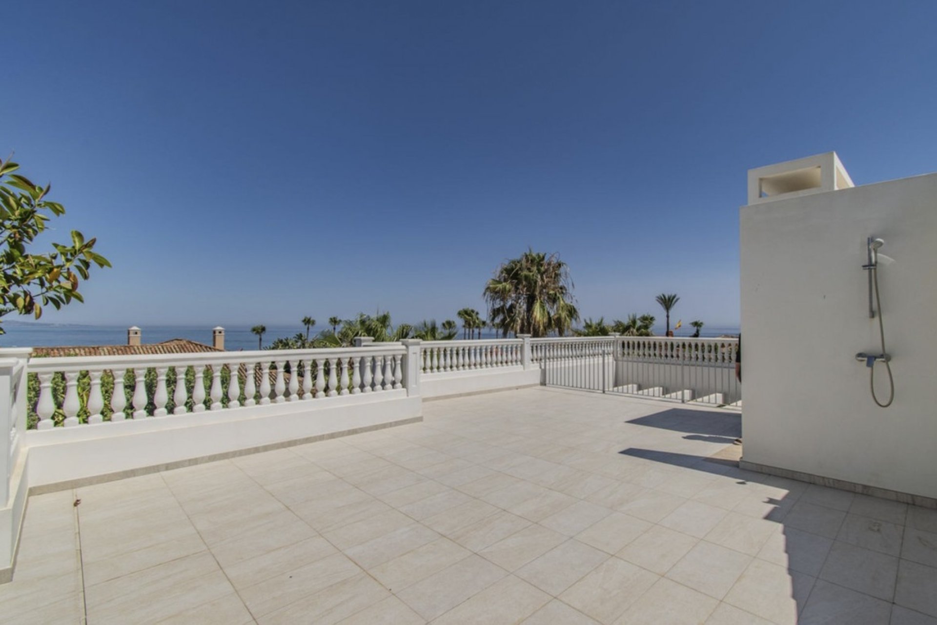 Rynek wtórny - Villa - Marbella - Guadalmina Baja
