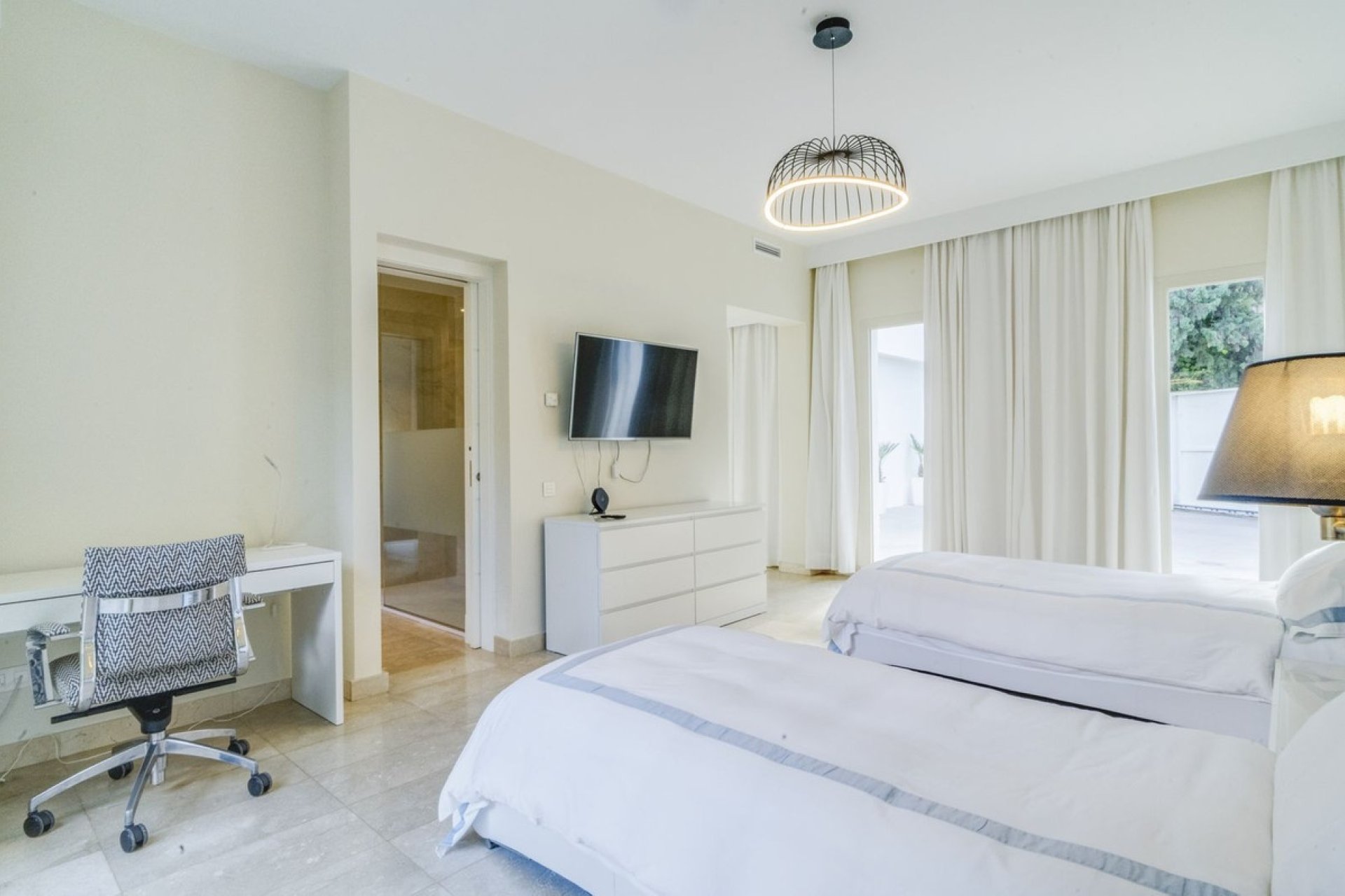 Rynek wtórny - Villa - Marbella - Guadalmina Baja