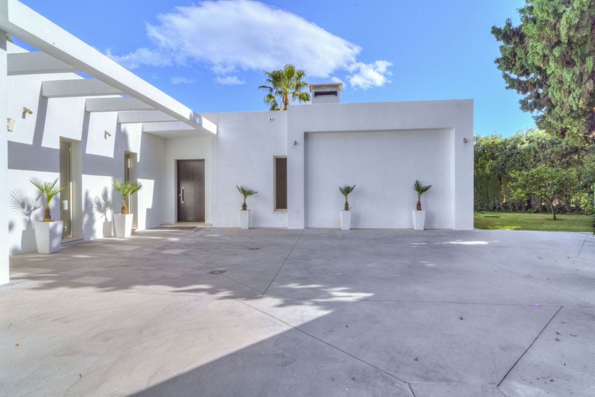 Rynek wtórny - Villa - Marbella - Guadalmina Baja