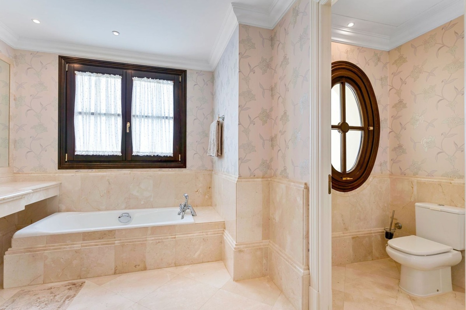 Rynek wtórny - Villa - Marbella - Guadalmina Baja