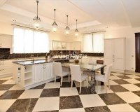 Rynek wtórny - Villa - Marbella - Guadalmina Baja
