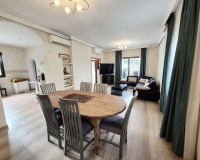 Rynek wtórny - Villa - Marbella - Guadalmina Baja