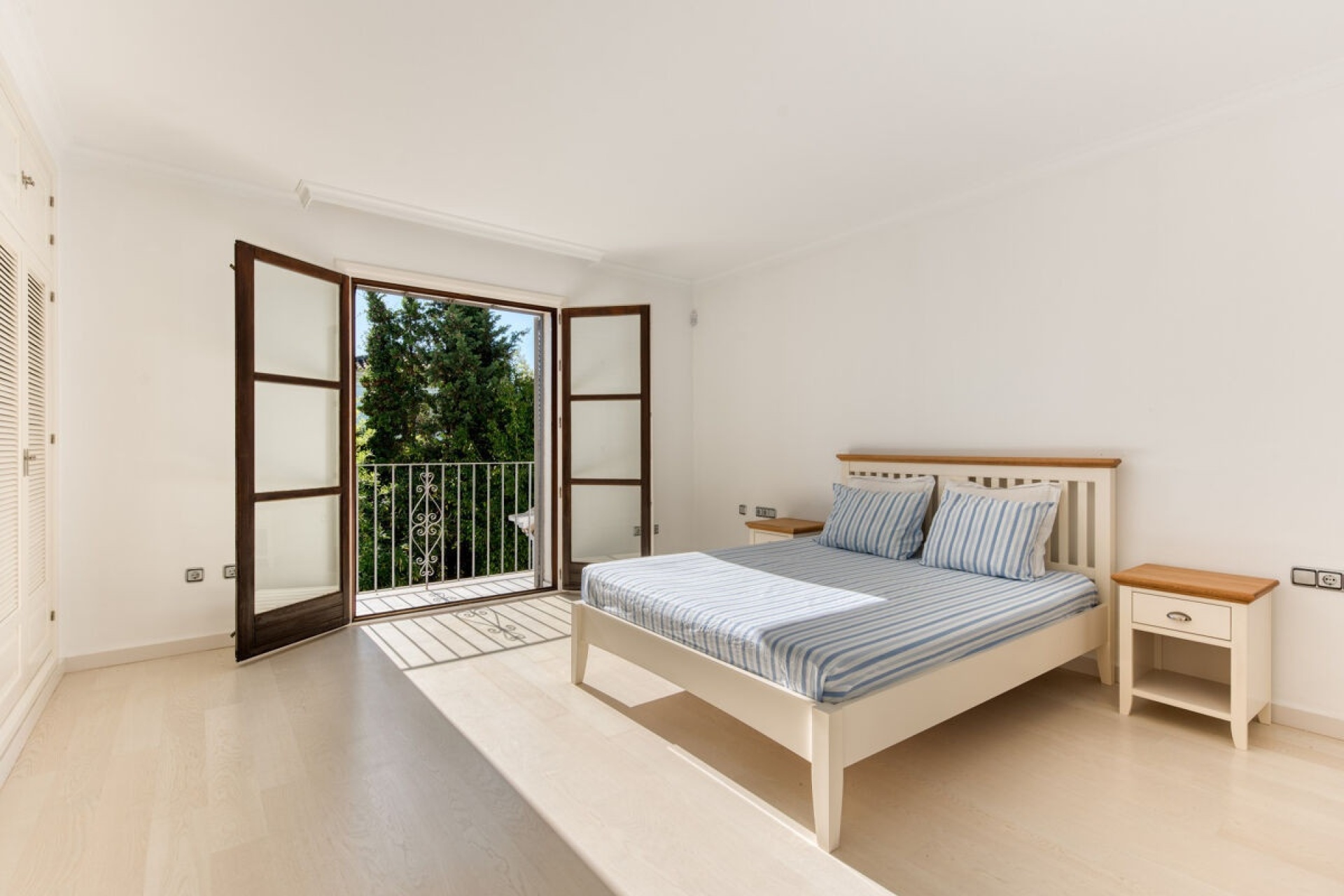 Rynek wtórny - Villa - Marbella - Guadalmina Baja