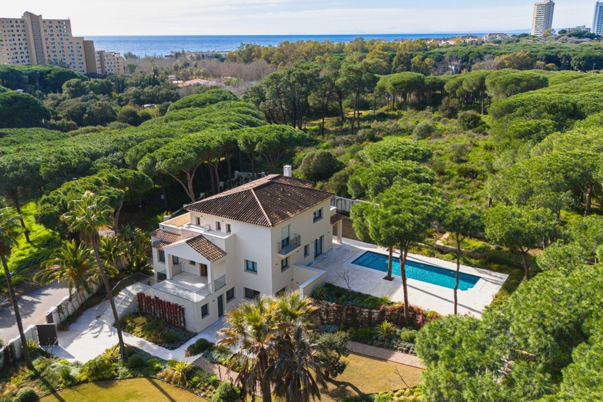 Rynek wtórny - Villa - Marbella - Hacienda Las Chapas