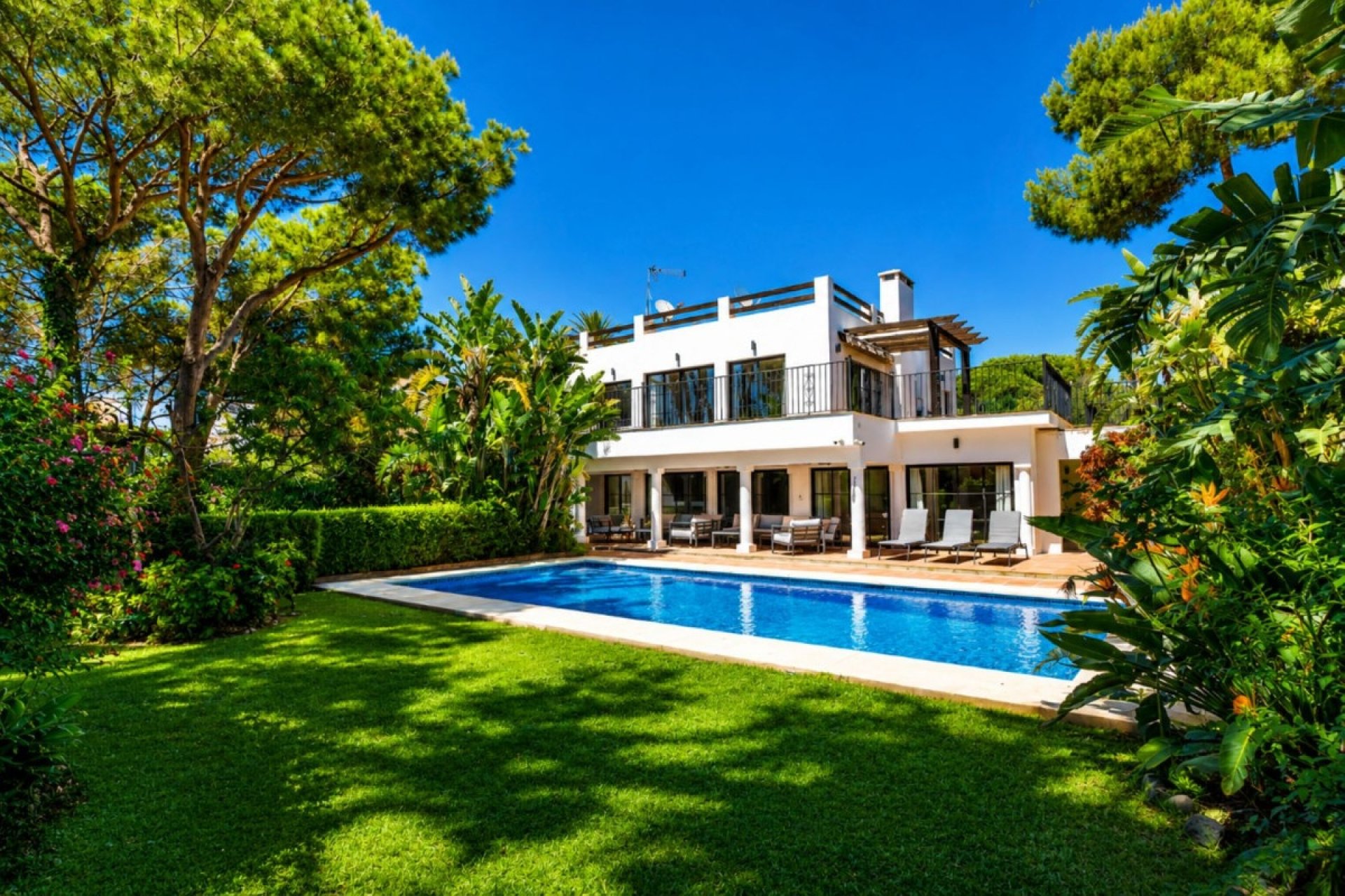 Rynek wtórny - Villa - Marbella - Hacienda Las Chapas