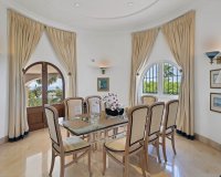 Rynek wtórny - Villa - Marbella - Hacienda Las Chapas