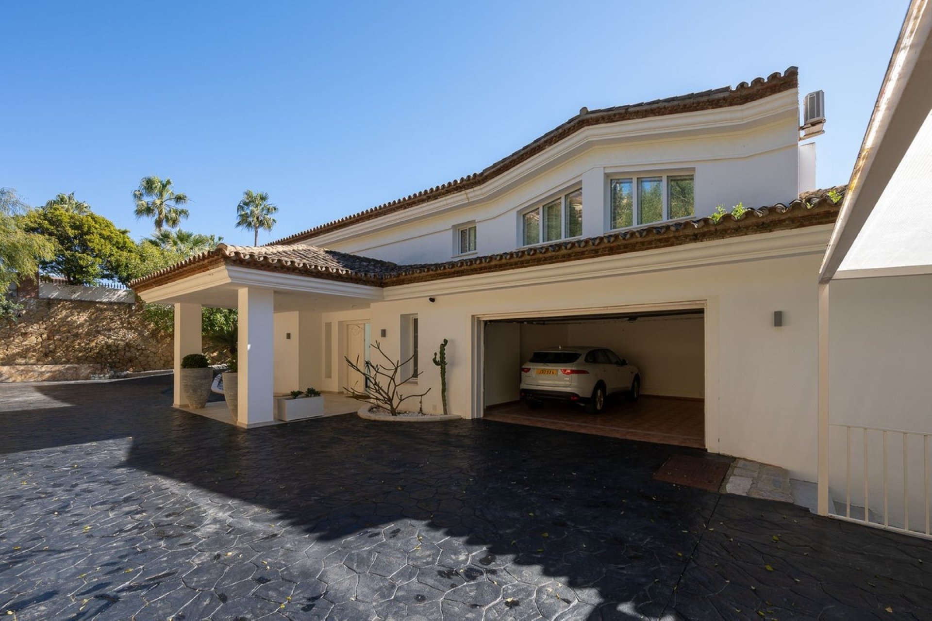 Rynek wtórny - Villa - Marbella - Hacienda Las Chapas