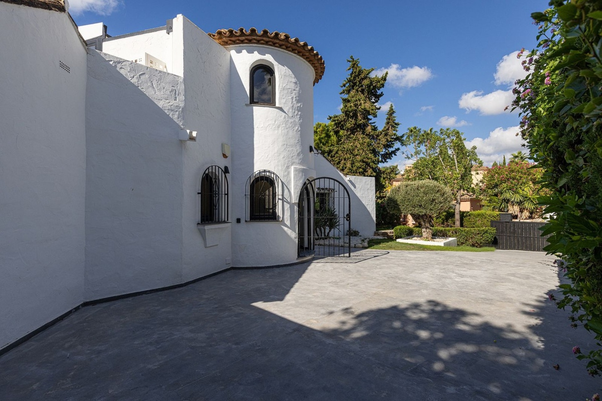 Rynek wtórny - Villa - Marbella - Hacienda Las Chapas