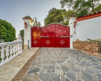 Rynek wtórny - Villa - Marbella - Hacienda Las Chapas