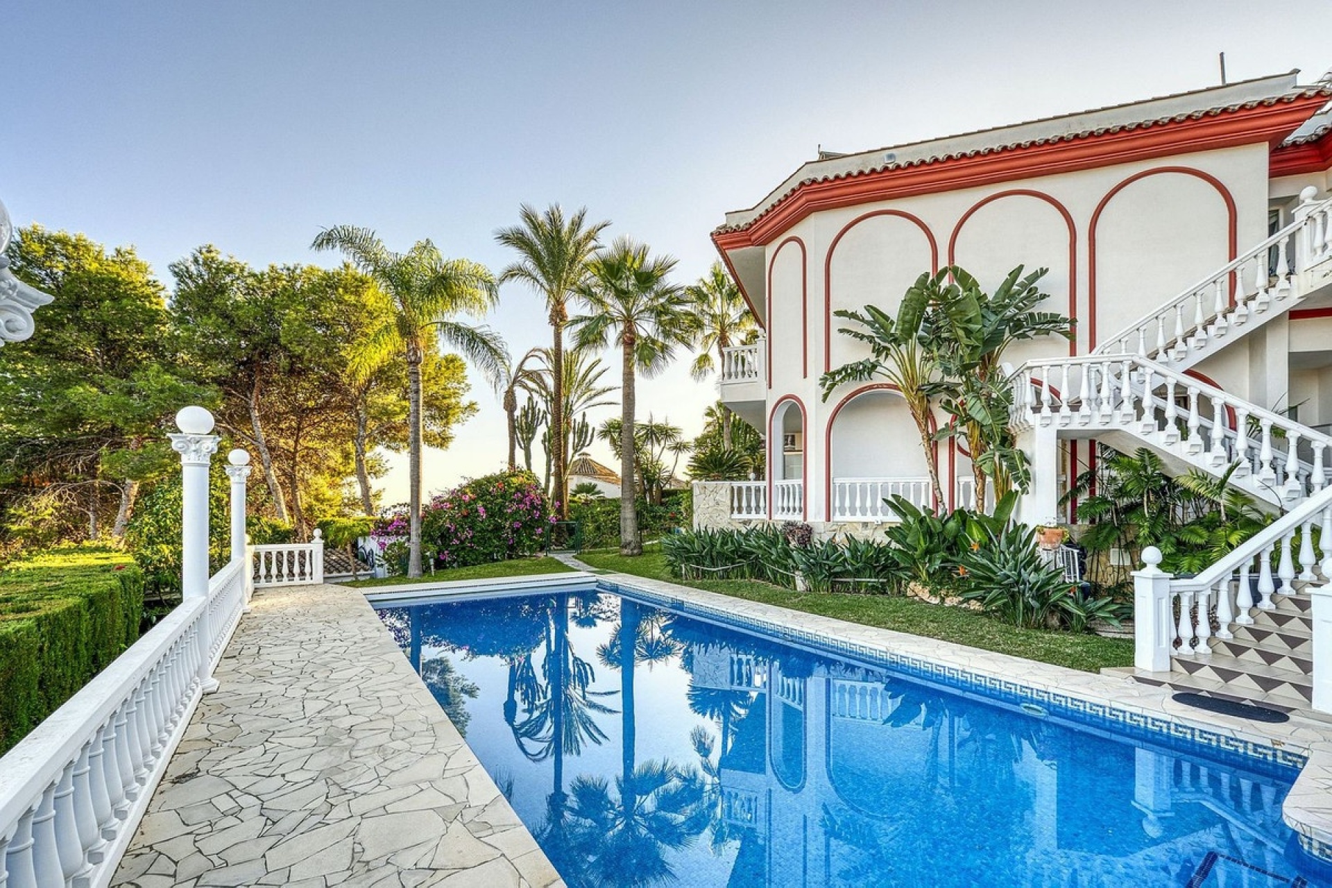 Rynek wtórny - Villa - Marbella - Hacienda Las Chapas