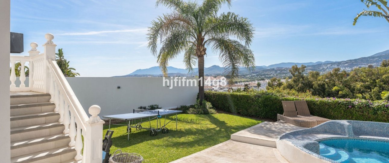 Rynek wtórny - Villa - Marbella - La Campana