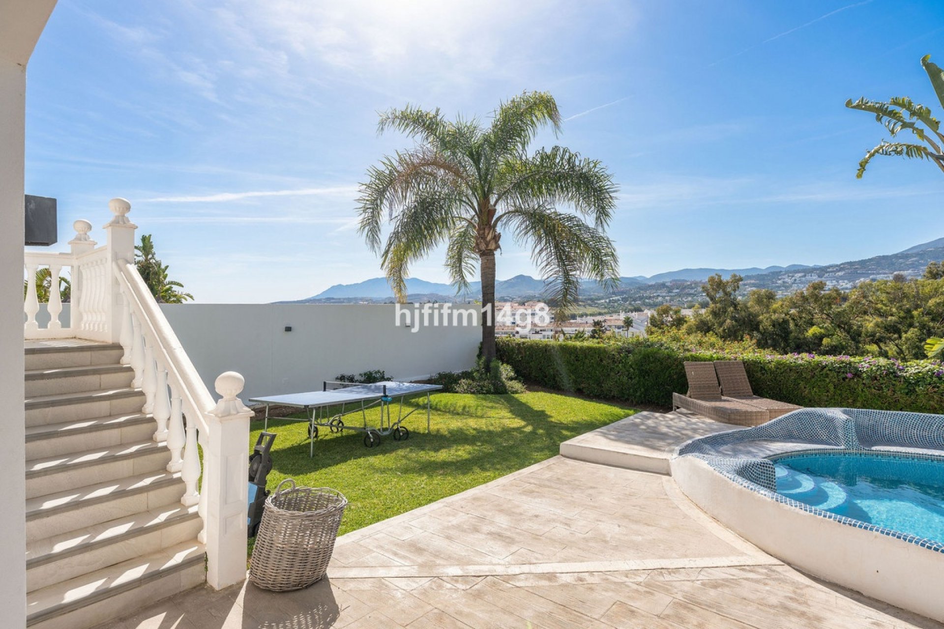 Rynek wtórny - Villa - Marbella - La Campana