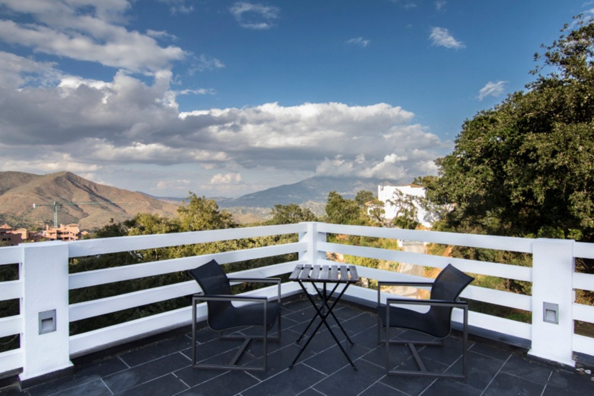 Rynek wtórny - Villa - Marbella - La Mairena