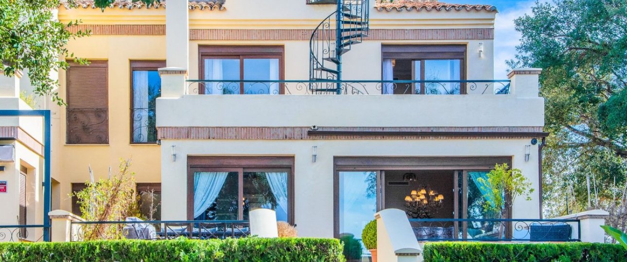 Rynek wtórny - Villa - Marbella - La Mairena