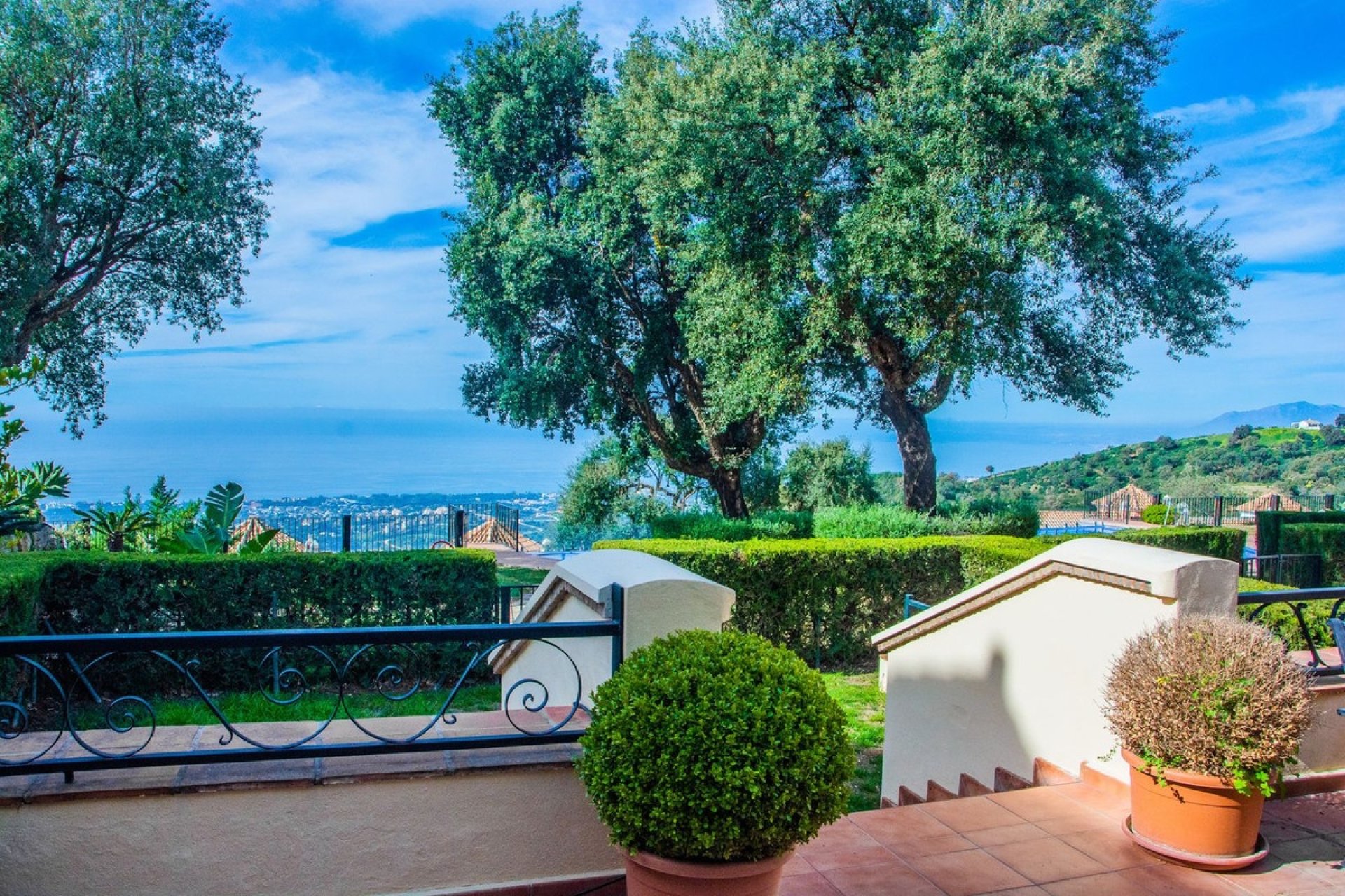 Rynek wtórny - Villa - Marbella - La Mairena