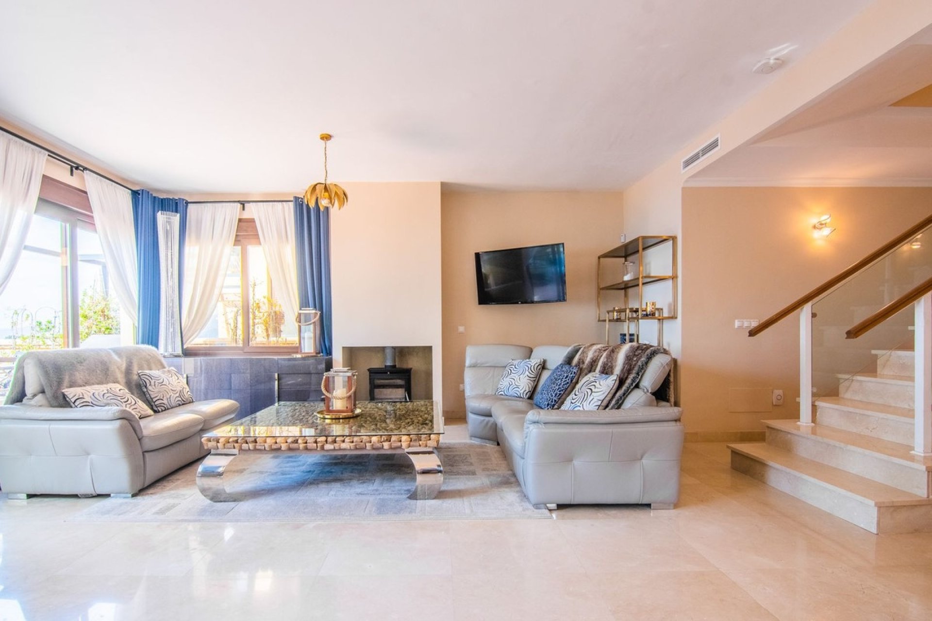 Rynek wtórny - Villa - Marbella - La Mairena