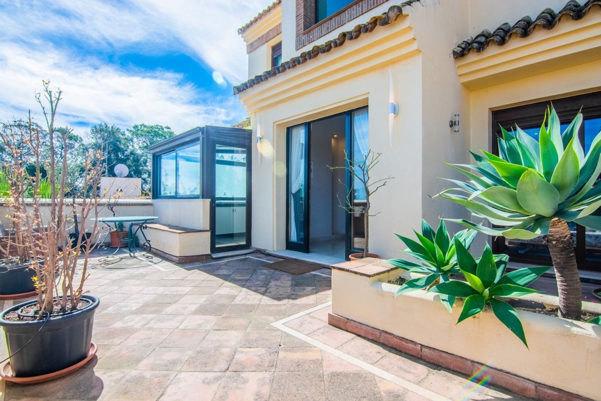 Rynek wtórny - Villa - Marbella - La Mairena