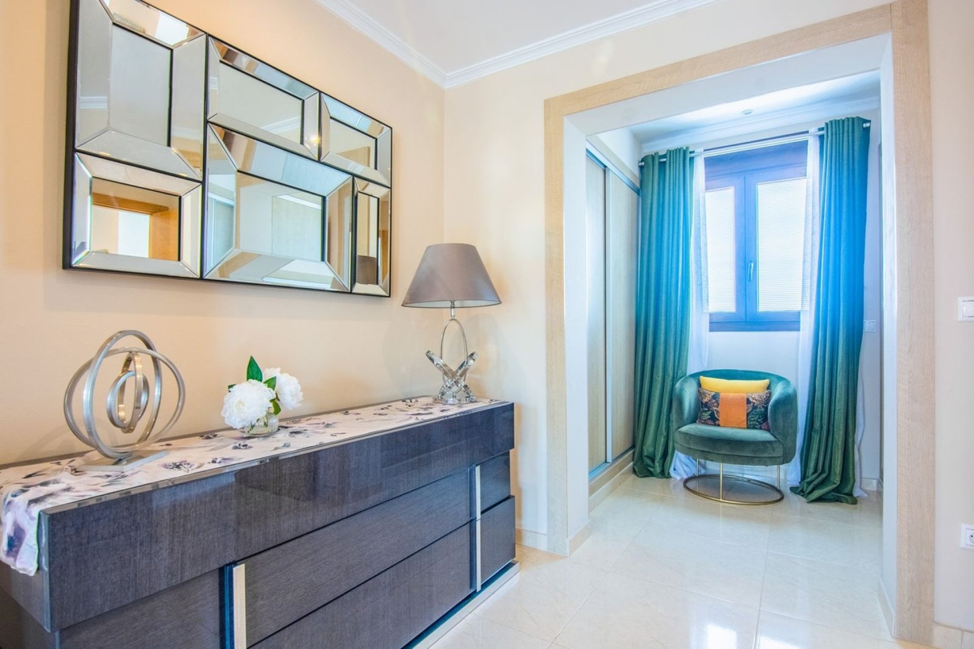 Rynek wtórny - Villa - Marbella - La Mairena