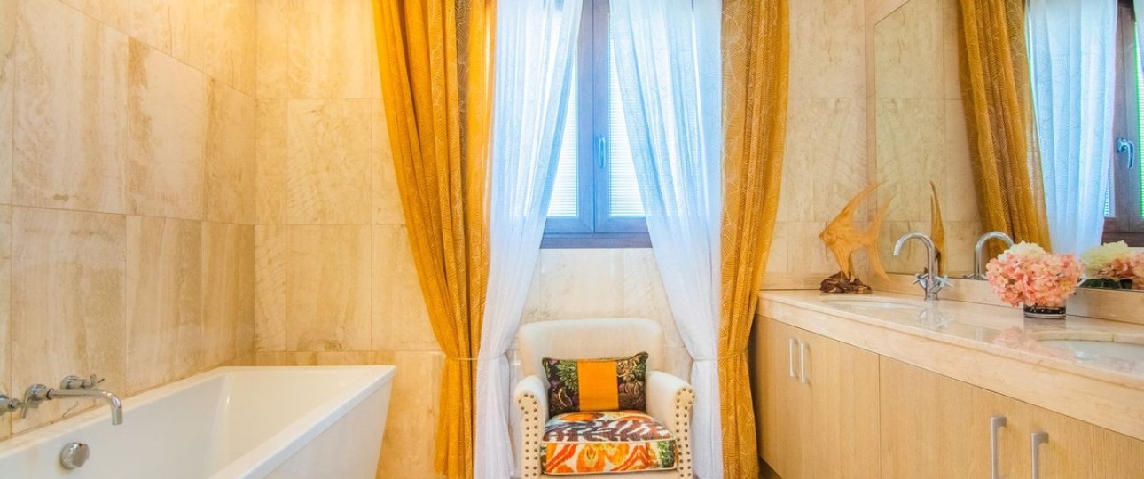 Rynek wtórny - Villa - Marbella - La Mairena