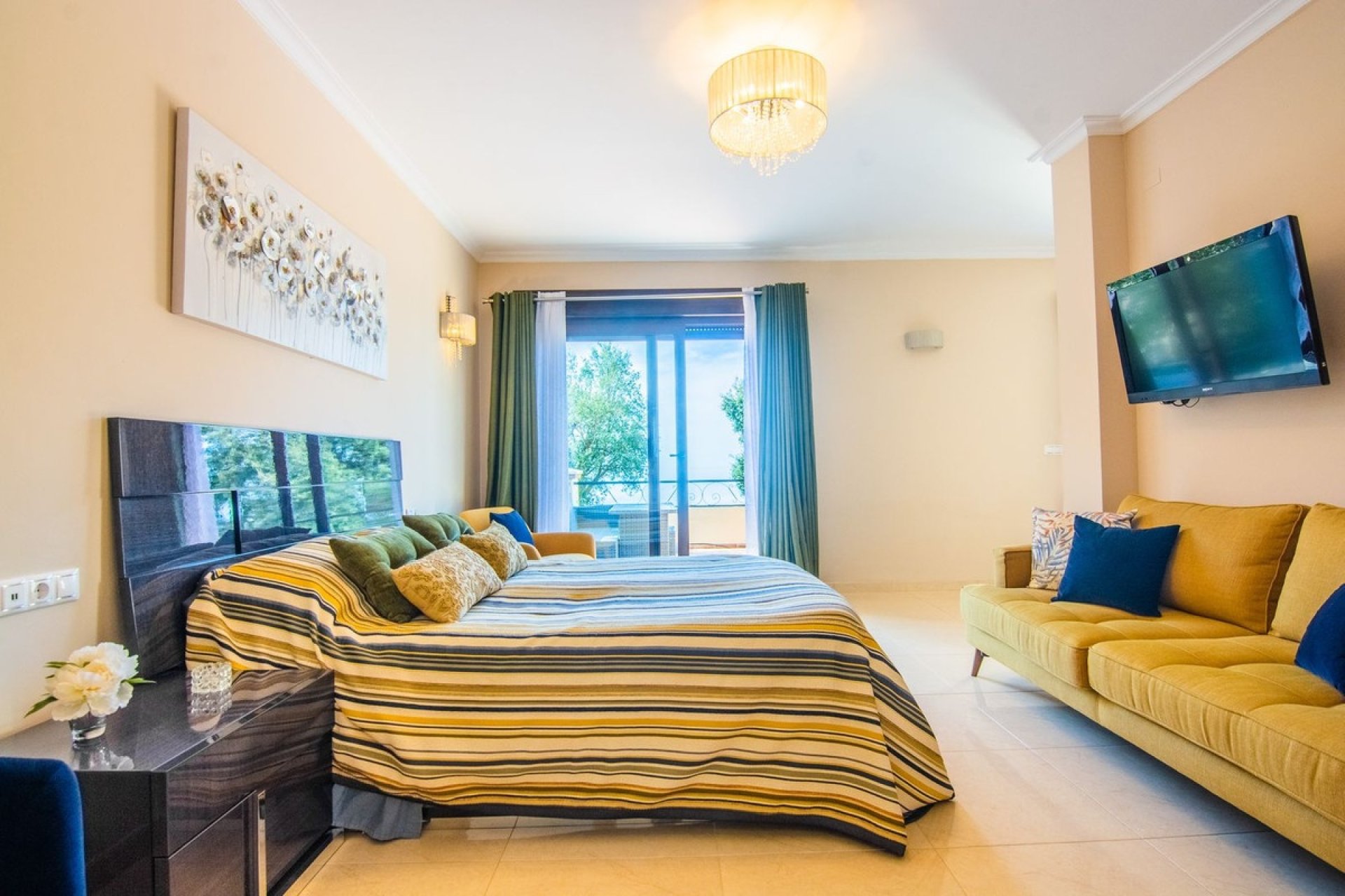 Rynek wtórny - Villa - Marbella - La Mairena