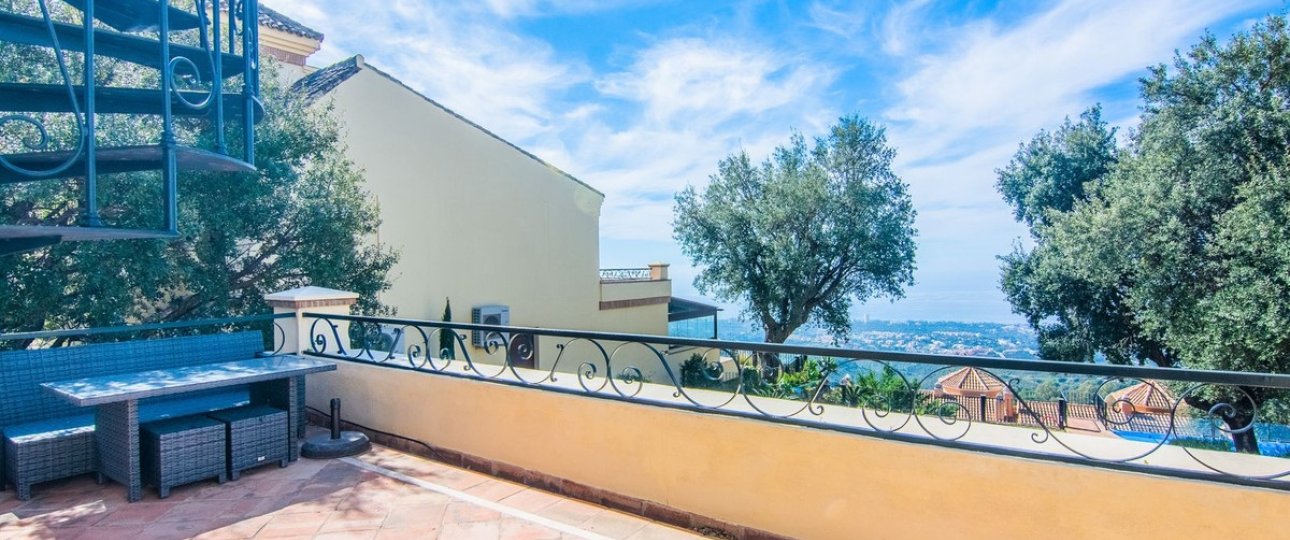Rynek wtórny - Villa - Marbella - La Mairena