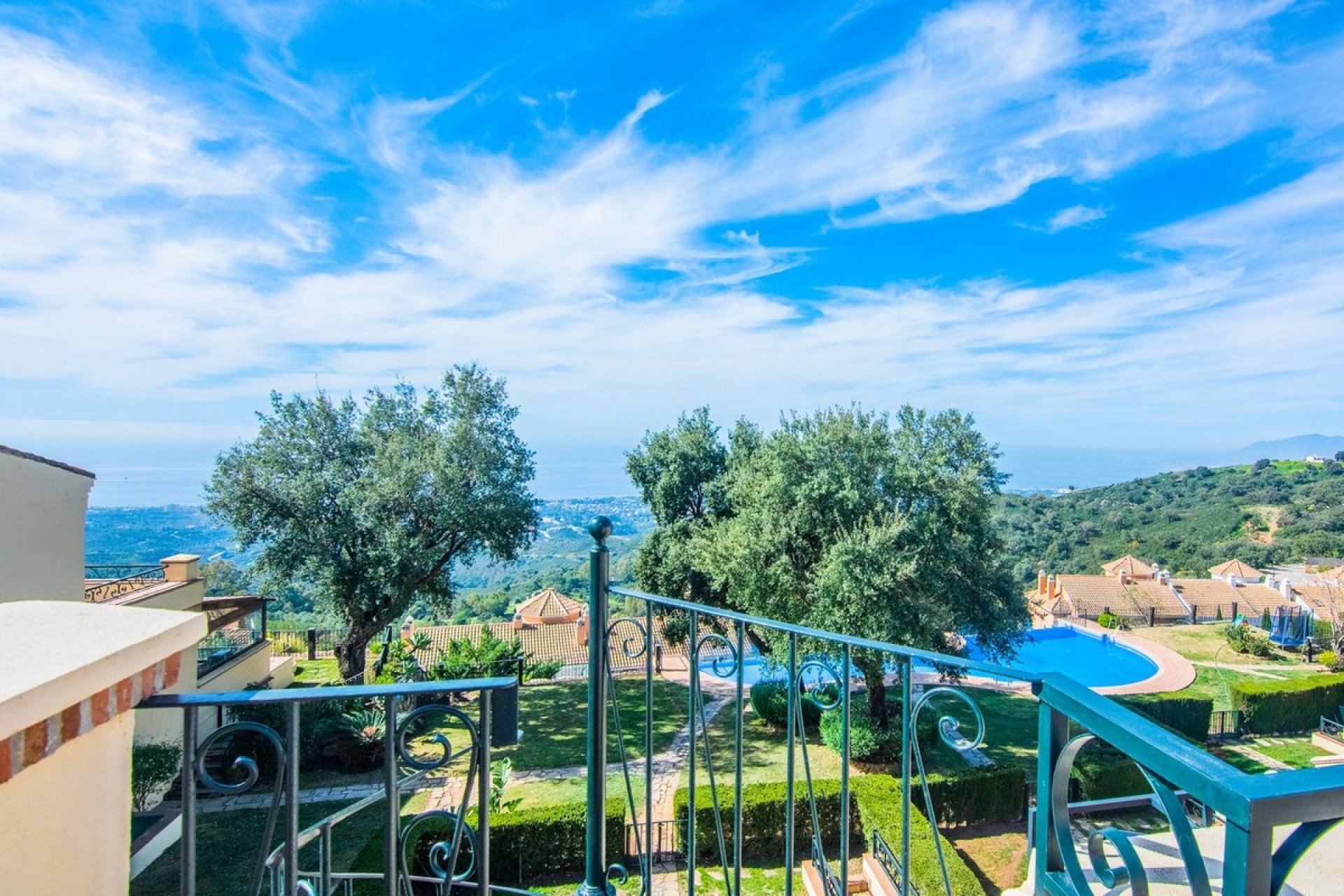 Rynek wtórny - Villa - Marbella - La Mairena