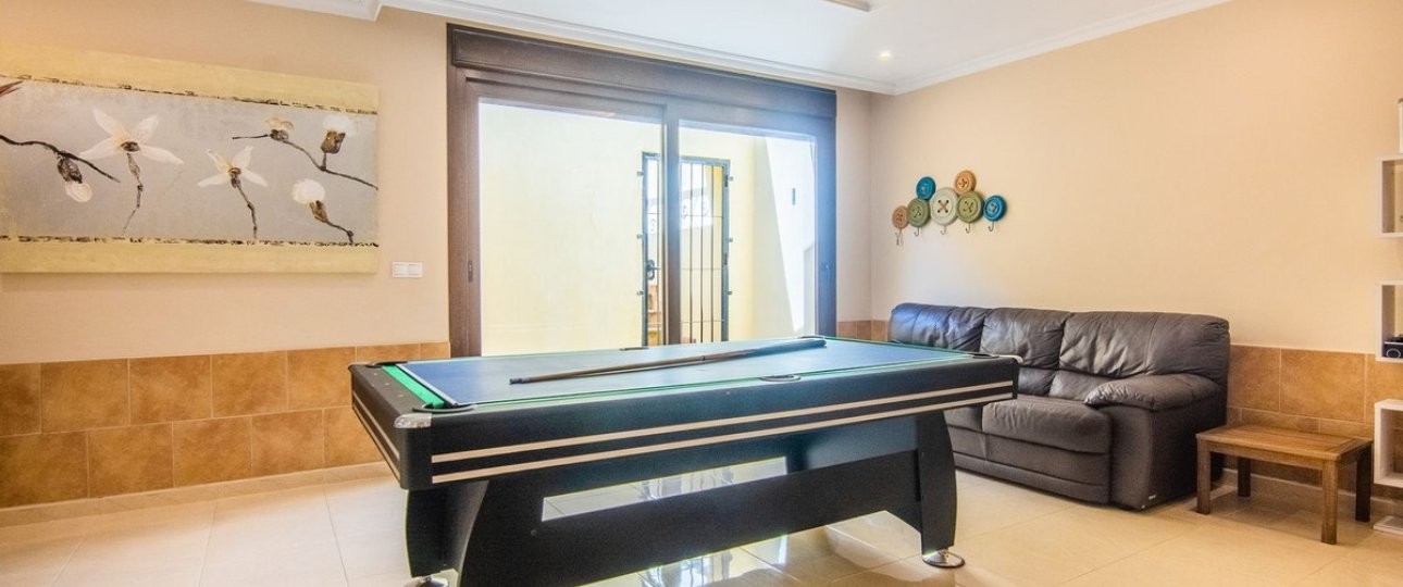 Rynek wtórny - Villa - Marbella - La Mairena