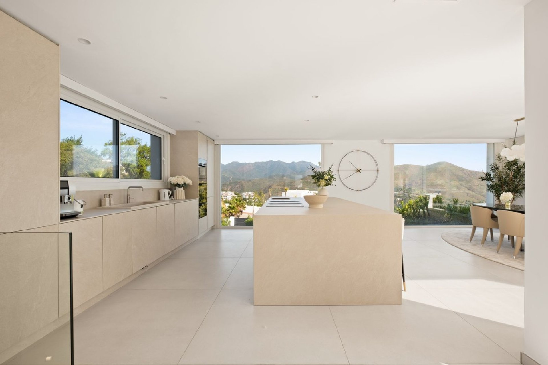 Rynek wtórny - Villa - Marbella - La Mairena