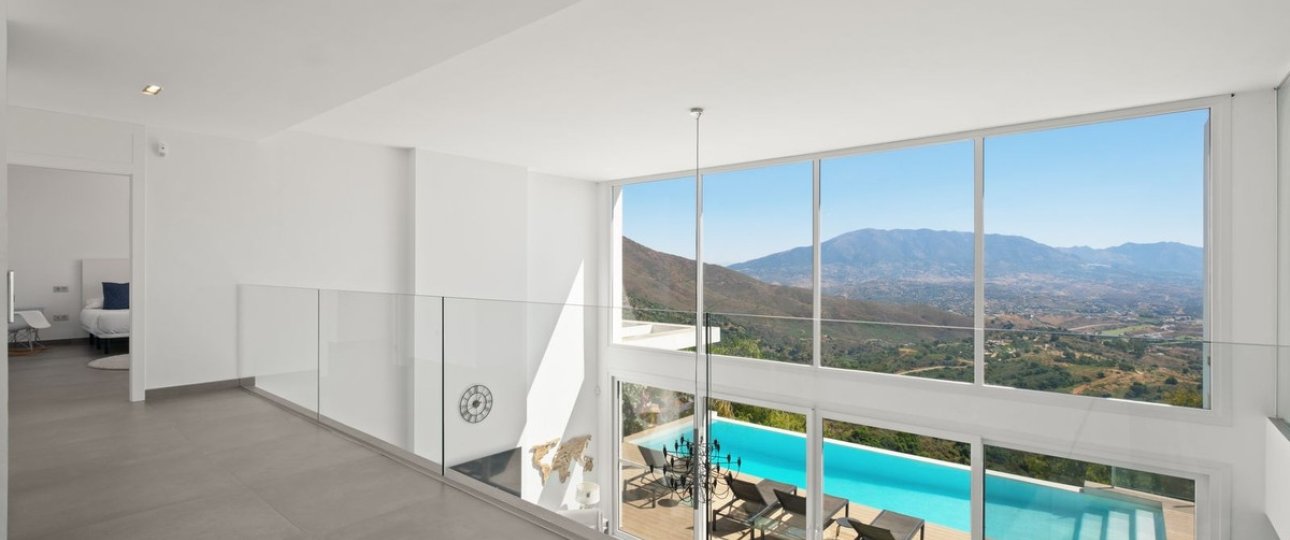 Rynek wtórny - Villa - Marbella - La Mairena