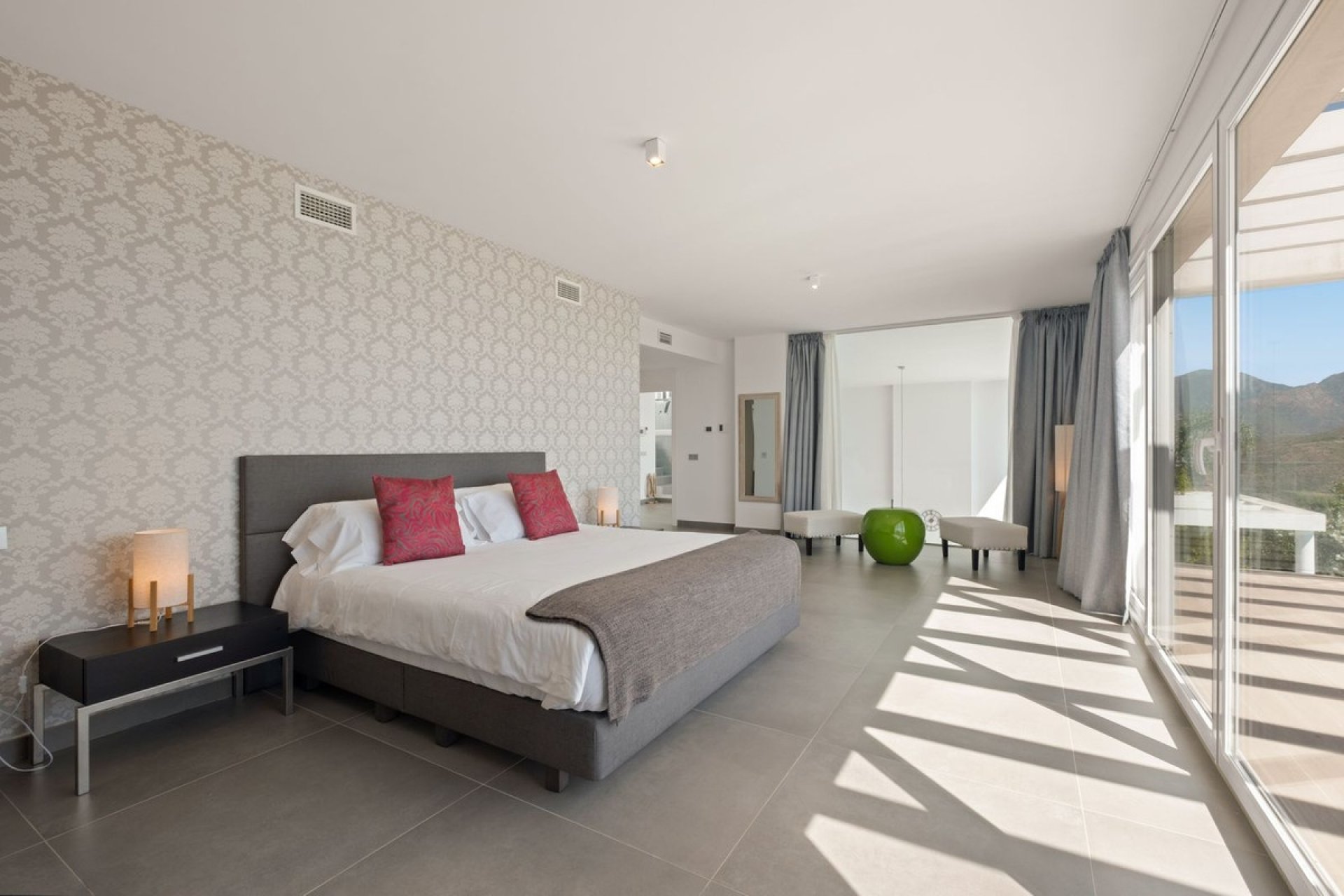 Rynek wtórny - Villa - Marbella - La Mairena