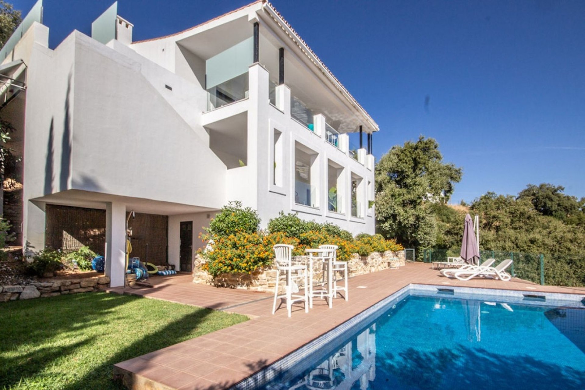 Rynek wtórny - Villa - Marbella - La Mairena