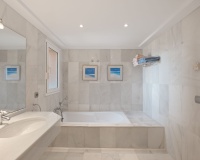 Rynek wtórny - Villa - Marbella - La Mairena
