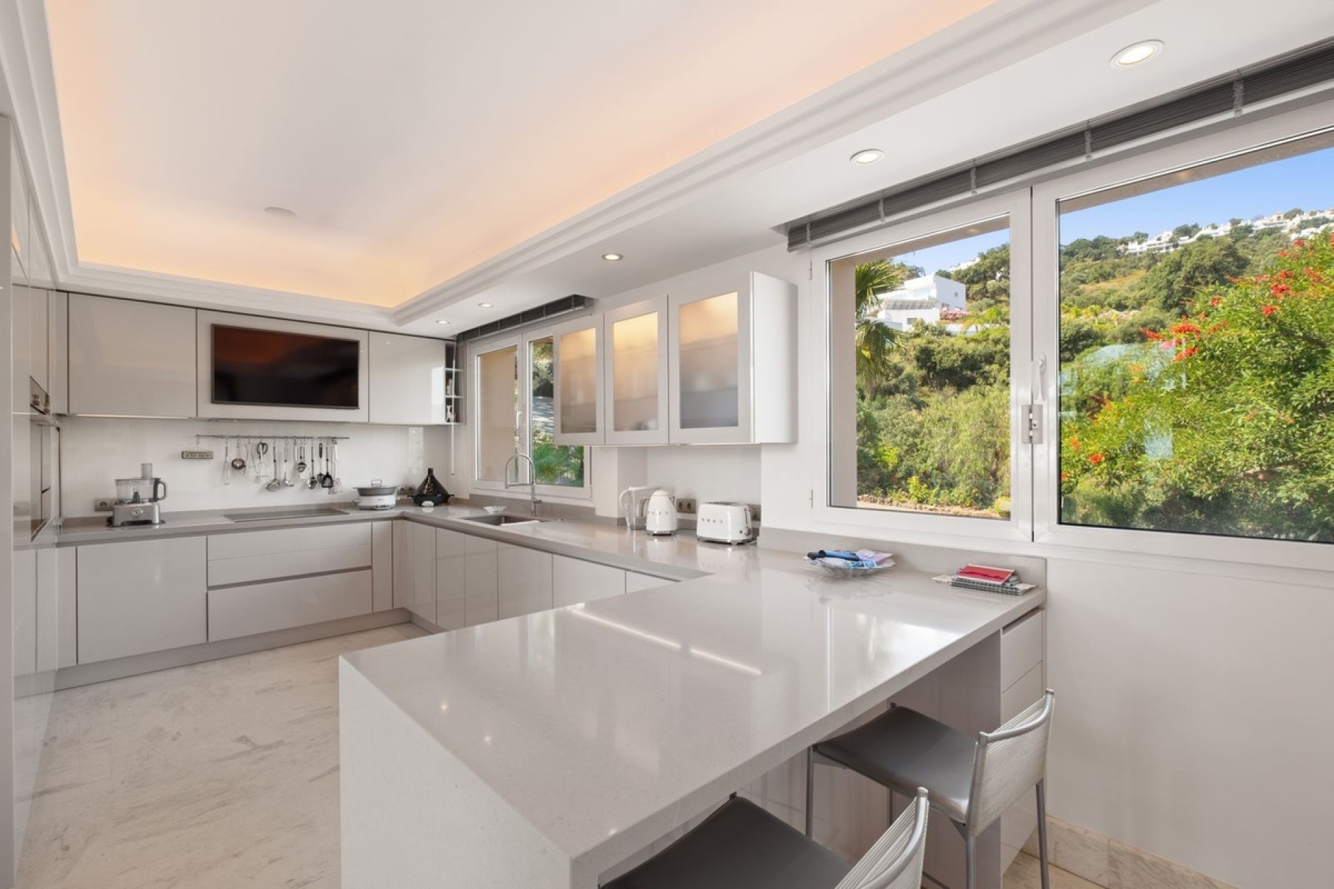 Rynek wtórny - Villa - Marbella - La Mairena