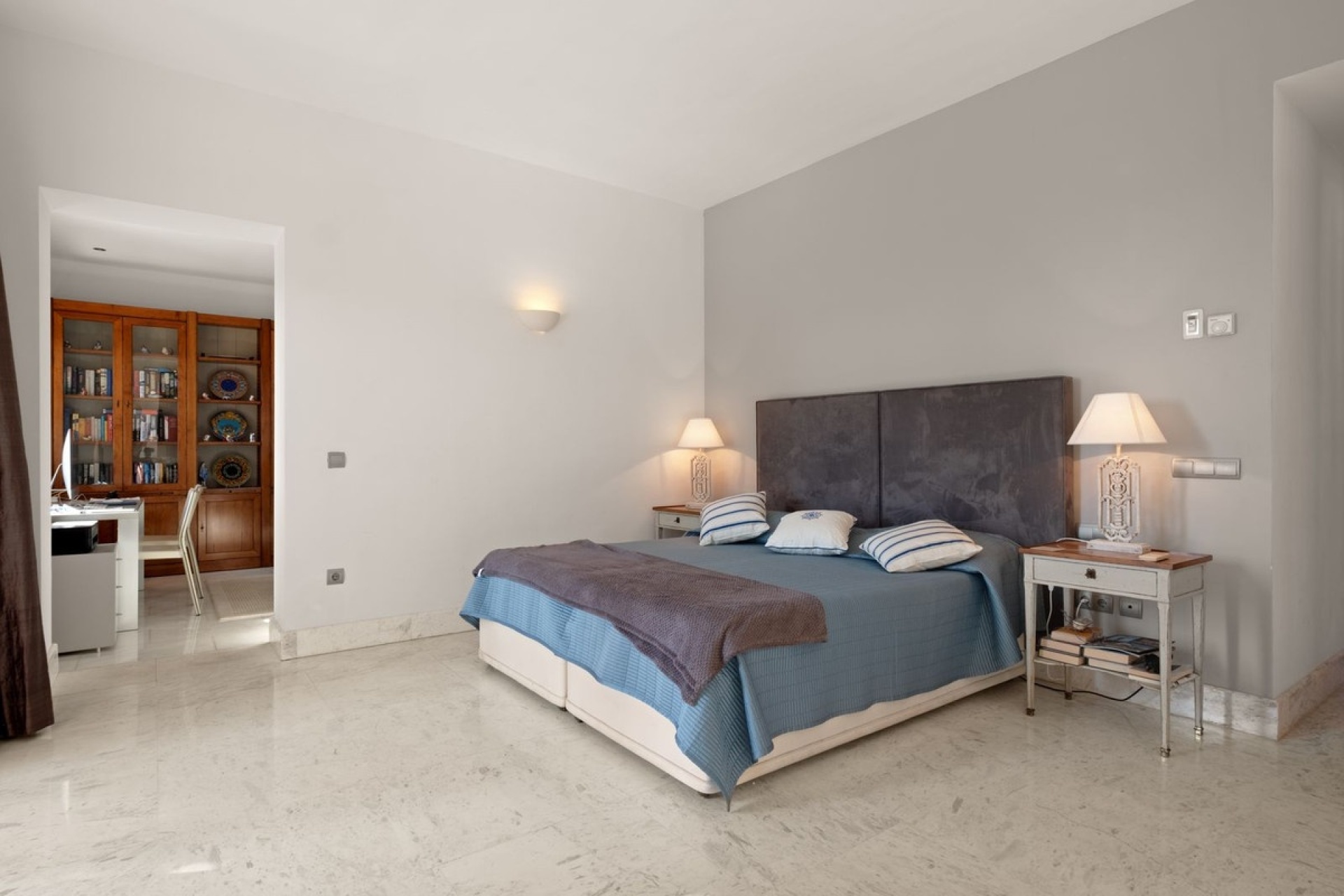 Rynek wtórny - Villa - Marbella - La Mairena