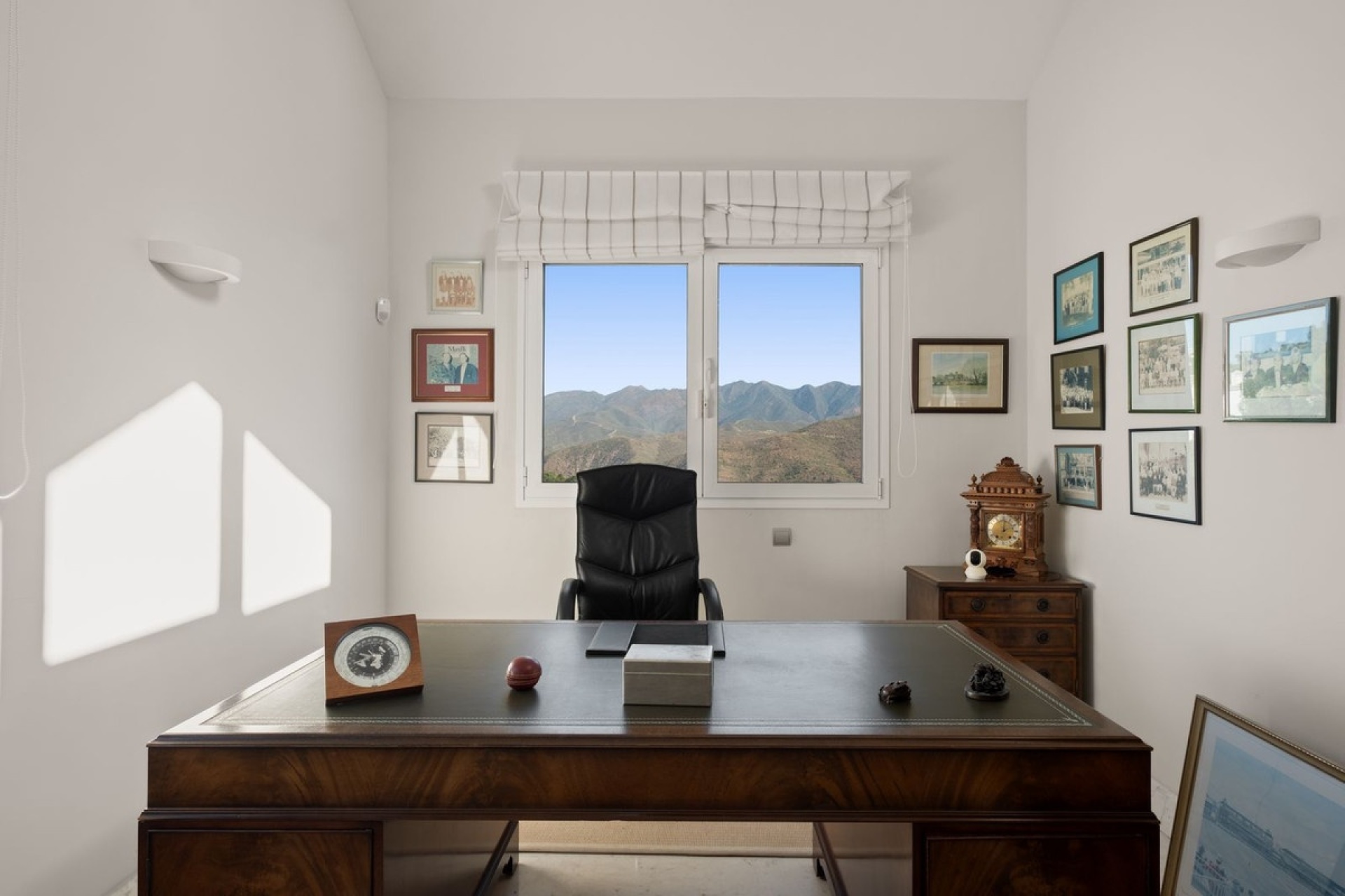 Rynek wtórny - Villa - Marbella - La Mairena