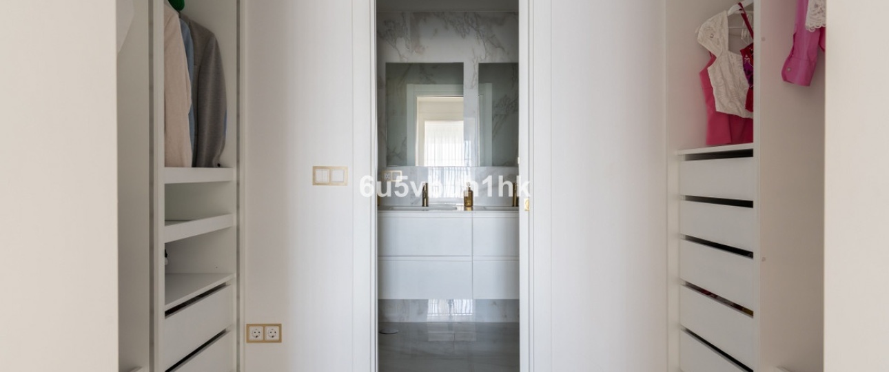 Rynek wtórny - Villa - Marbella - La Mairena