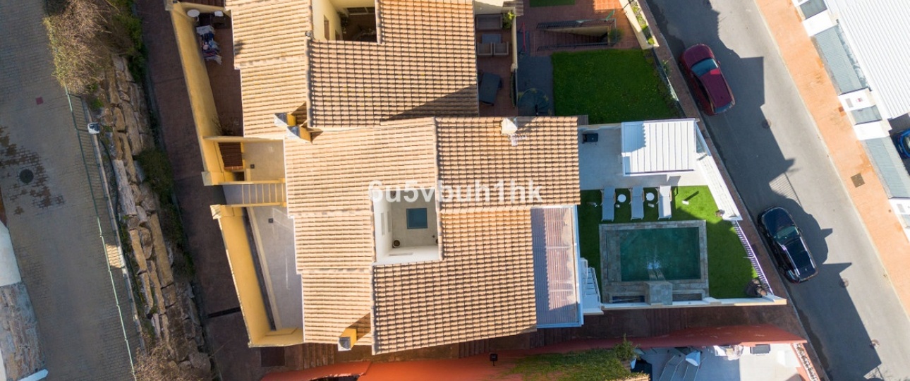 Rynek wtórny - Villa - Marbella - La Mairena