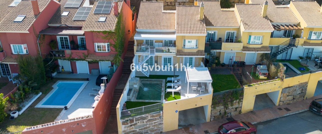 Rynek wtórny - Villa - Marbella - La Mairena