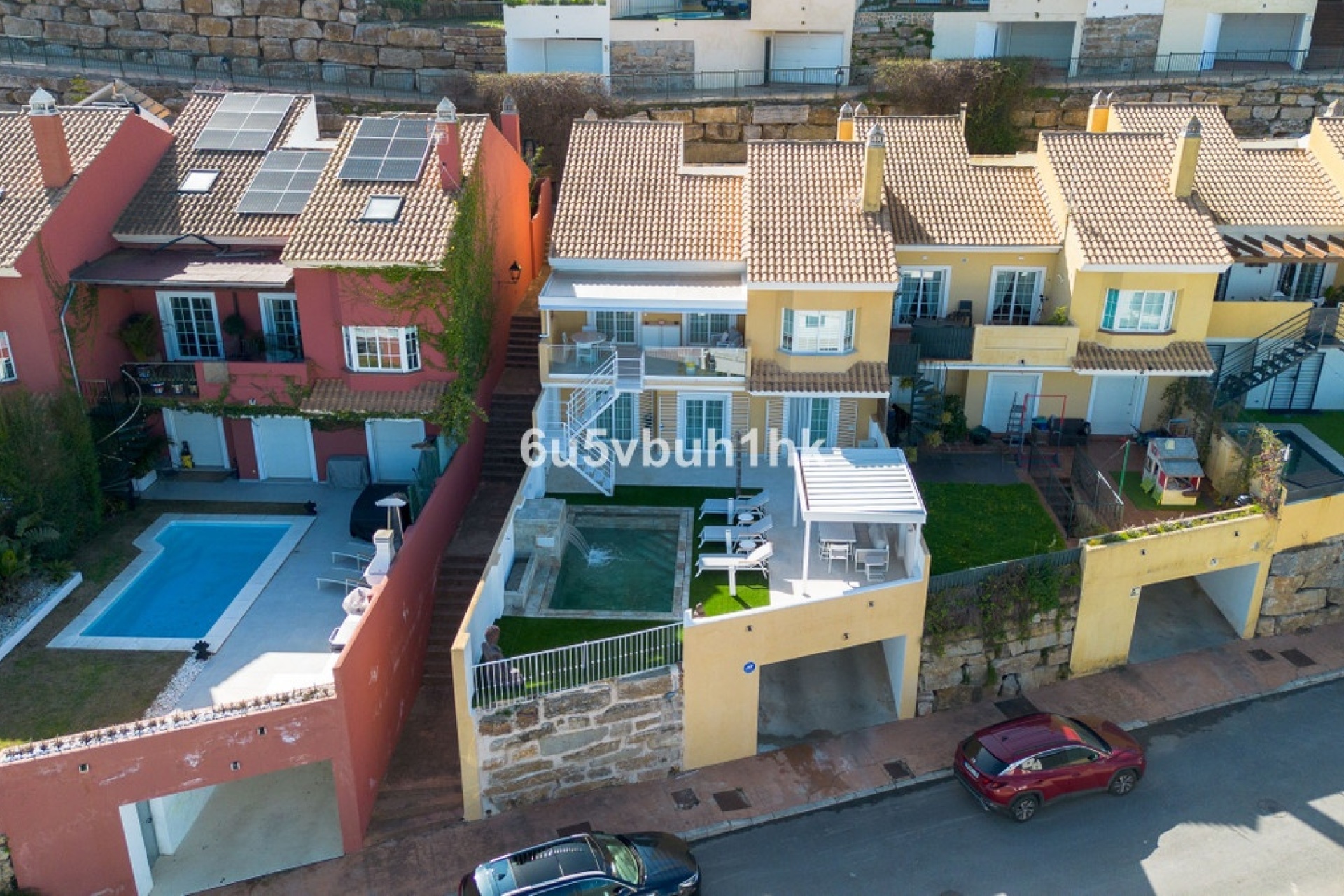Rynek wtórny - Villa - Marbella - La Mairena