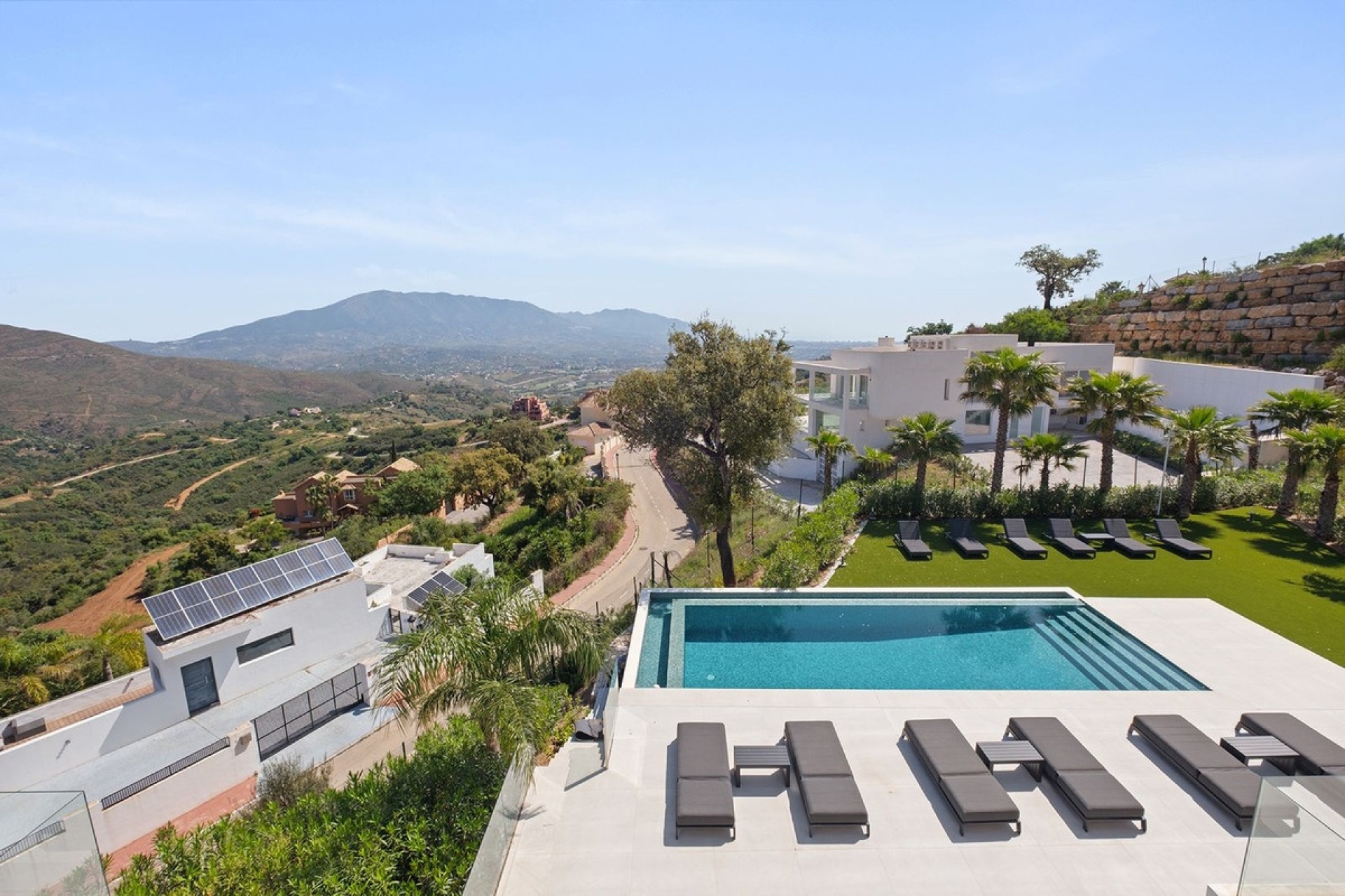 Rynek wtórny - Villa - Marbella - La Mairena