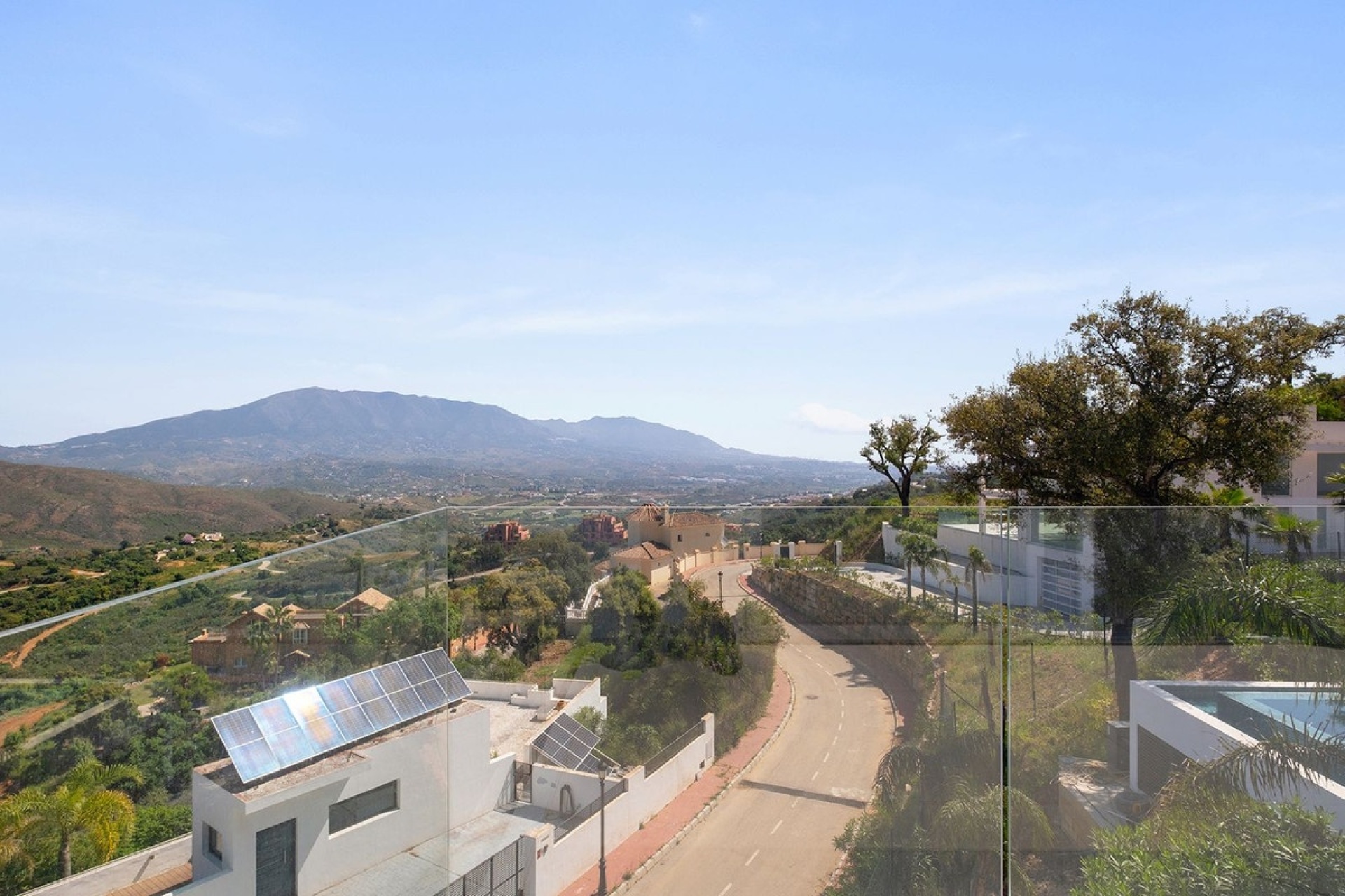 Rynek wtórny - Villa - Marbella - La Mairena
